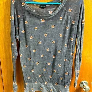 Light pullover sweater with fox print, Torrid size 0 (large)